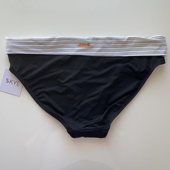 New Skye seaside two piece black striped swimsuit - Picture 4 of 12